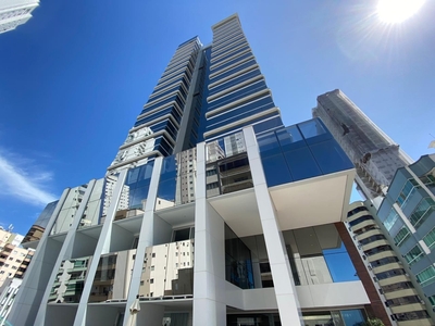 Apartamento em Centro, Balneário Camboriú/SC de 143m² 3 quartos à venda por R$ 2.498.900,00