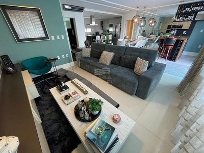 Apartamento em Centro, Balneário Camboriú/SC de 284m² 4 quartos à venda por R$ 4.059.000,00