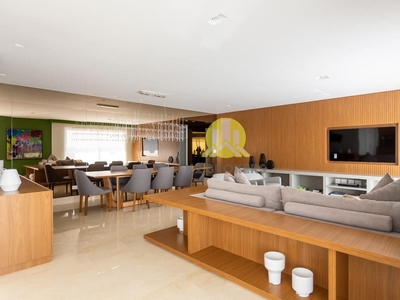 Apartamento em Centro, Curitiba/PR de 244m² 3 quartos à venda por R$ 3.849.000,00