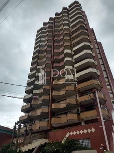 Apartamento em Centro, Guarapuava/PR de 235m² 4 quartos à venda por R$ 997.000,00