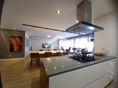 Apartamento em Centro, Joinville/SC de 121m² 3 quartos à venda por R$ 1.279.000,00
