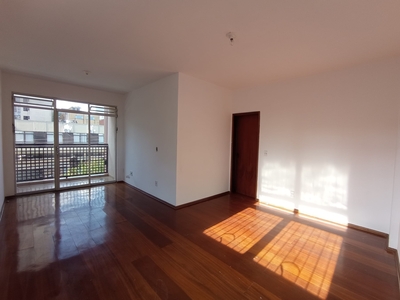 Apartamento em Centro, Londrina/PR de 80m² 3 quartos à venda por R$ 274.000,00