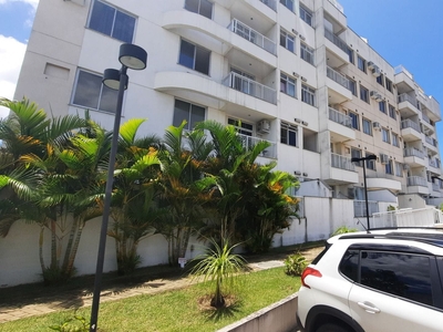 Apartamento em Centro, Maricá/RJ de 10m² 2 quartos para locação R$ 2.000,00/mes