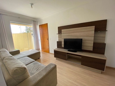 Apartamento em Costeira, São José dos Pinhais/PR de 60m² 2 quartos à venda por R$ 278.000,00