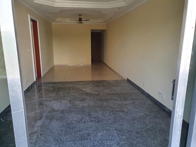Apartamento em Gonzaga, Santos/SP de 134m² 3 quartos à venda por R$ 699.000,00