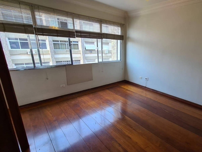 Apartamento em Gonzaga, Santos/SP de 144m² 3 quartos à venda por R$ 649.000,00