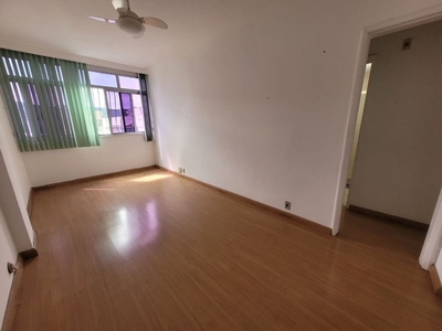 Apartamento em Icaraí, Niterói/RJ de 64m² 2 quartos à venda por R$ 348.000,00
