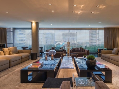 Apartamento em Itaim Bibi, São Paulo/SP de 556m² 3 quartos à venda por R$ 24.999.000,00