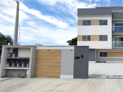 Apartamento em Jardim Marileia, Rio das Ostras/RJ de 170m² 3 quartos à venda por R$ 329.000,00