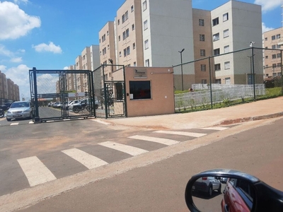 Apartamento em Parque Bom Retiro, Paulínia/SP de 45m² 2 quartos à venda por R$ 205.000,00