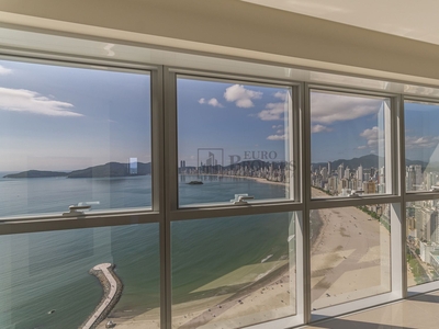 Apartamento em Pioneiros, Balneário Camboriú/SC de 164m² 3 quartos à venda por R$ 6.689.000,00