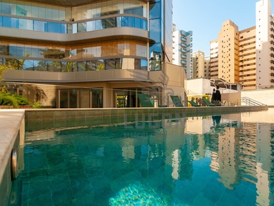 Apartamento em Praia do Canto, Vitória/ES de 226m² 4 quartos à venda por R$ 6.499.000,00