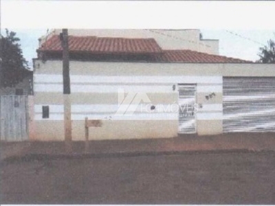Apartamento em Santo Antônio, Ituiutaba/MG de 229m² 3 quartos à venda por R$ 302.620,00