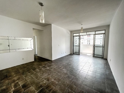 Apartamento em Varjota, Fortaleza/CE de 109m² 3 quartos à venda por R$ 294.000,00