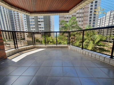 Apartamento em Vila Alzira, Guarujá/SP de 190m² 4 quartos à venda por R$ 949.000,00