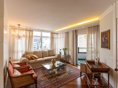 Apartamento em Vila Nova Conceição, São Paulo/SP de 139m² 2 quartos à venda por R$ 1.849.000,11