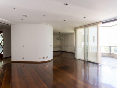 Apartamento em Vila Nova Conceição, São Paulo/SP de 675m² 5 quartos à venda por R$ 11.999.000,00