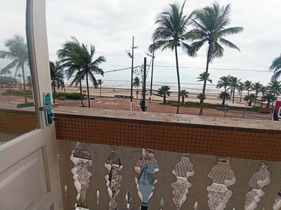Apartamento em Vila Tupi, Praia Grande/SP de 101m² 2 quartos à venda por R$ 349.000,00