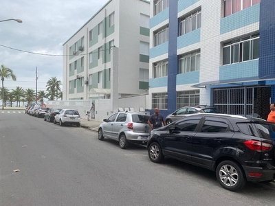 Apartamento em Vila Tupi, Praia Grande/SP de 40m² 1 quartos à venda por R$ 149.000,00