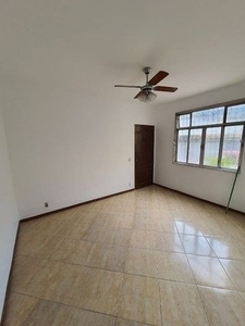 Apartamento em Vila Valqueire, Rio de Janeiro/RJ de 70m² 2 quartos à venda por R$ 294.000,00