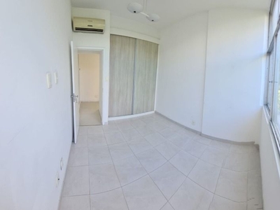 Apartamento em Vitória, Salvador/BA de 107m² 3 quartos à venda por R$ 759.000,00