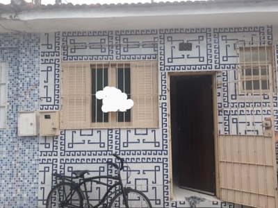 Casa 01 dormitório 300m da praia 300m da feirinha a venda no bairro Caiçara Praia Grande