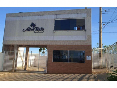 Casa 4 dormitórios venda, 186 m² por R$ 545.000,00