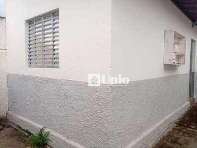 Casa com 1 dormitório para alugar, 39 m² por R$ 840,79/mês - Vila Rezende - Piracicaba/SP