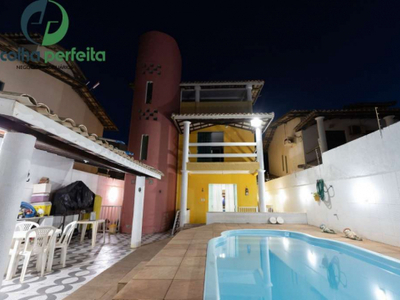 Casa com 4 quartos à venda na Rua Doutor Hélio Brito, 4, Ipitanga, Lauro de Freitas, 176 m2 por R$ 680.000