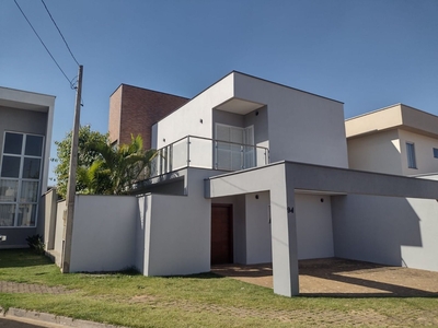 Casa em Água Branca, Piracicaba/SP de 189m² 4 quartos à venda por R$ 849.000,00