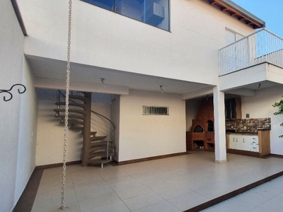 Casa em Água Branca, Piracicaba/SP de 205m² 3 quartos à venda por R$ 559.000,00