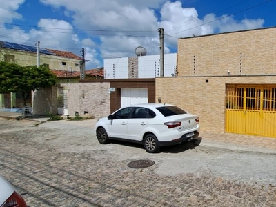 Casa em Alecrim, Natal/RN de 114m² 3 quartos à venda por R$ 279.000,00