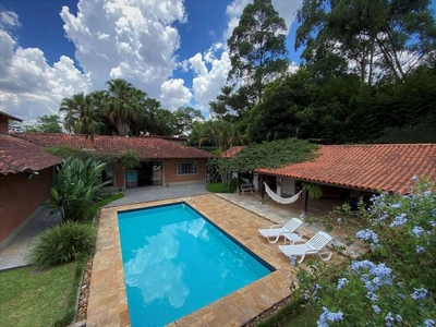 Casa em Algarve, Cotia/SP de 1625m² 4 quartos à venda por R$ 1.979.000,00