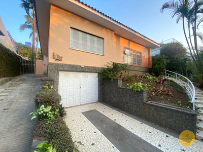 Casa em Alto de Pinheiros, São Paulo/SP de 240m² 4 quartos à venda por R$ 3.249.000,00