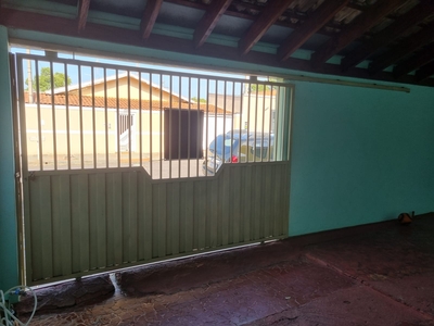 Casa em Amizade, Araçatuba/SP de 300m² 3 quartos à venda por R$ 244.000,00