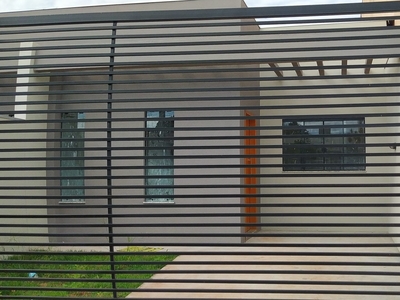 Casa em Aragarça, Londrina/PR de 71m² 3 quartos à venda por R$ 319.000,00