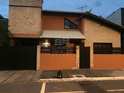 Casa em Ariribá, Balneário Camboriú/SC de 155m² 2 quartos à venda por R$ 1.699.000,00