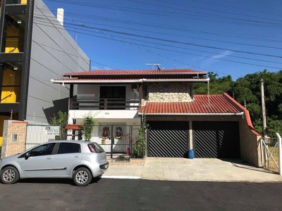 Casa em Ariribá, Balneário Camboriú/SC de 494m² 4 quartos à venda por R$ 1.799.000,00