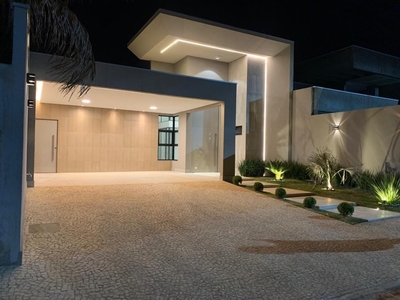 Casa em Asa Sul, Brasília/DF de 200m² 3 quartos à venda por R$ 1.649.000,00