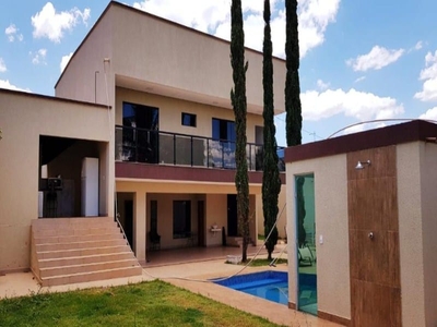 Casa em Asa Sul, Brasília/DF de 600m² 4 quartos à venda por R$ 1.499.000,00