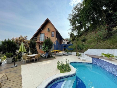 Casa em Badu, Niterói/RJ de 250m² 3 quartos à venda por R$ 1.699.000,00