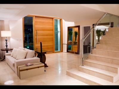 Casa em Barra da Tijuca, Rio de Janeiro/RJ de 640m² 5 quartos à venda por R$ 7.899.000,00