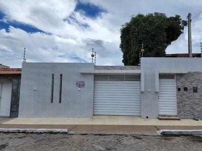 Casa em Boa Vista, Caruaru/PE de 160m² 3 quartos à venda por R$ 349.000,00