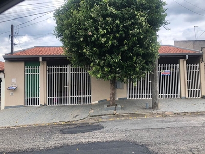 Casa em Boa Vista, Jaguariúna/SP de 98m² 2 quartos à venda por R$ 317.000,00
