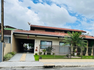 Casa em Boa Vista, Joinville/SC de 214m² 4 quartos à venda por R$ 849.000,00