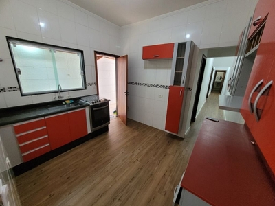 Casa em Boqueirão, Praia Grande/SP de 120m² 3 quartos à venda por R$ 464.000,00