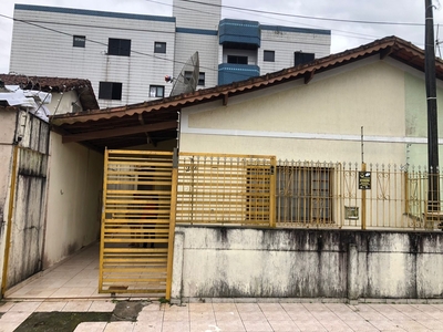 Casa em Boqueirão, Praia Grande/SP de 82m² 2 quartos à venda por R$ 329.000,00