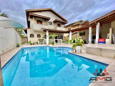 Casa em Bouganville, Bertioga/SP de 400m² 4 quartos à venda por R$ 1.599.000,00