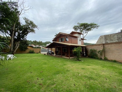 Casa em Cabeçudas, Itajaí/SC de 200m² 3 quartos para locação R$ 10.000,00/mes