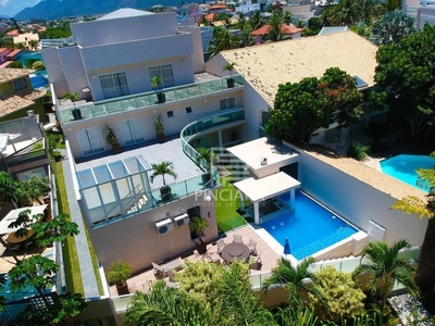 Casa em Camboinhas, Niterói/RJ de 1200m² 11 quartos à venda por R$ 11.999.000,00